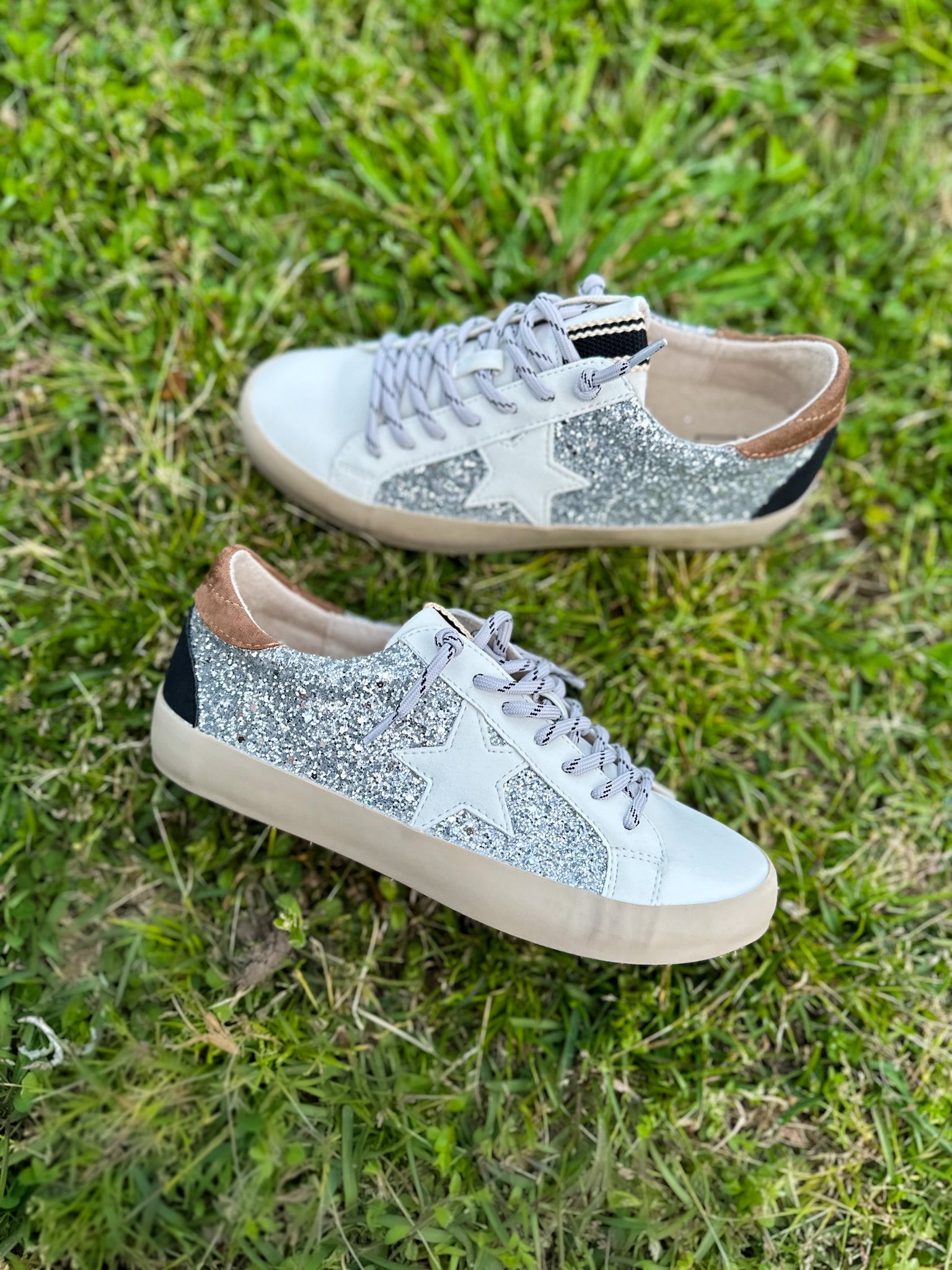 Paula Silver Sparkle Sneakers – ishopfleurish